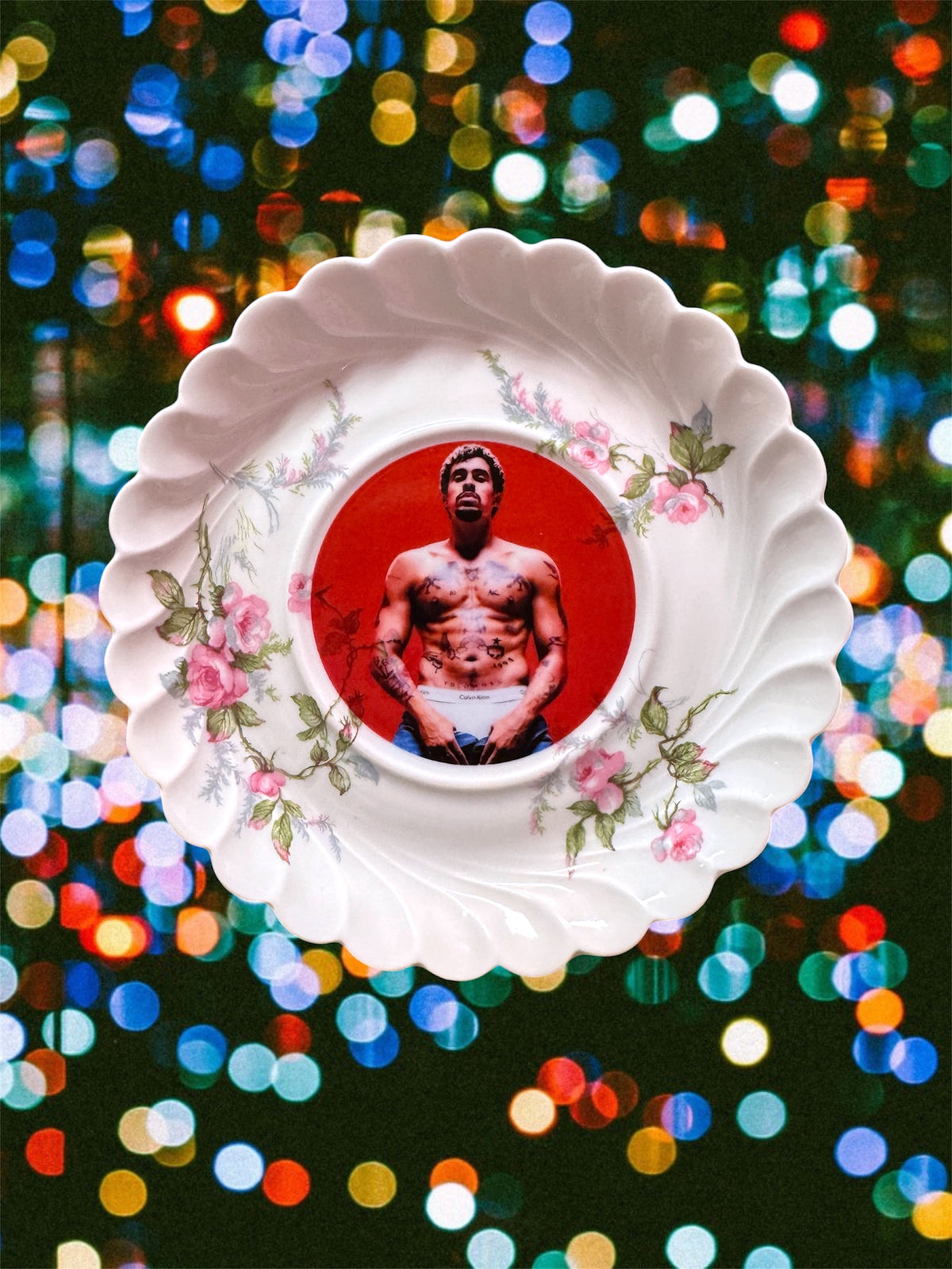 BAD BUNNY PLATE
