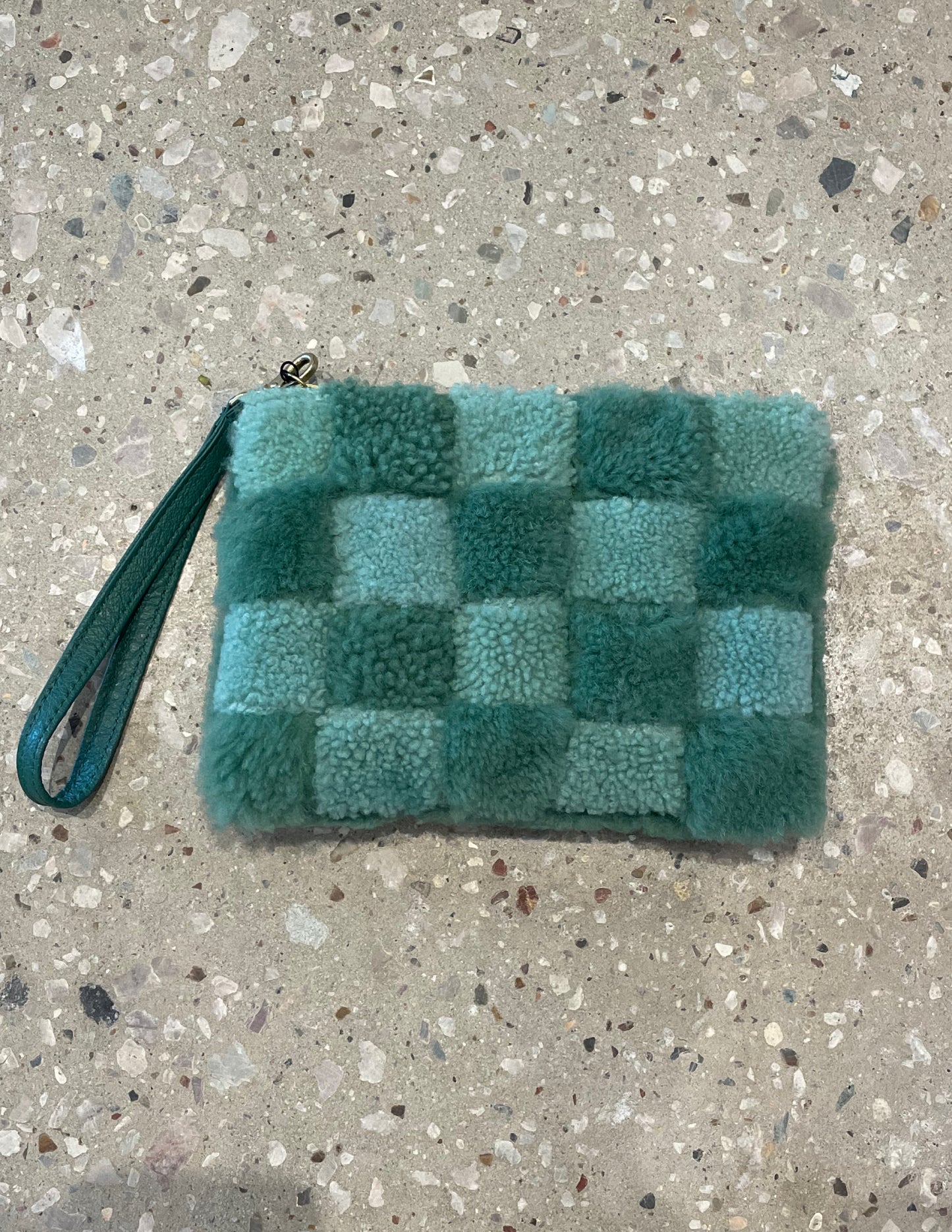 PRIMECUT MINT CHECK SHEARLING POUCH