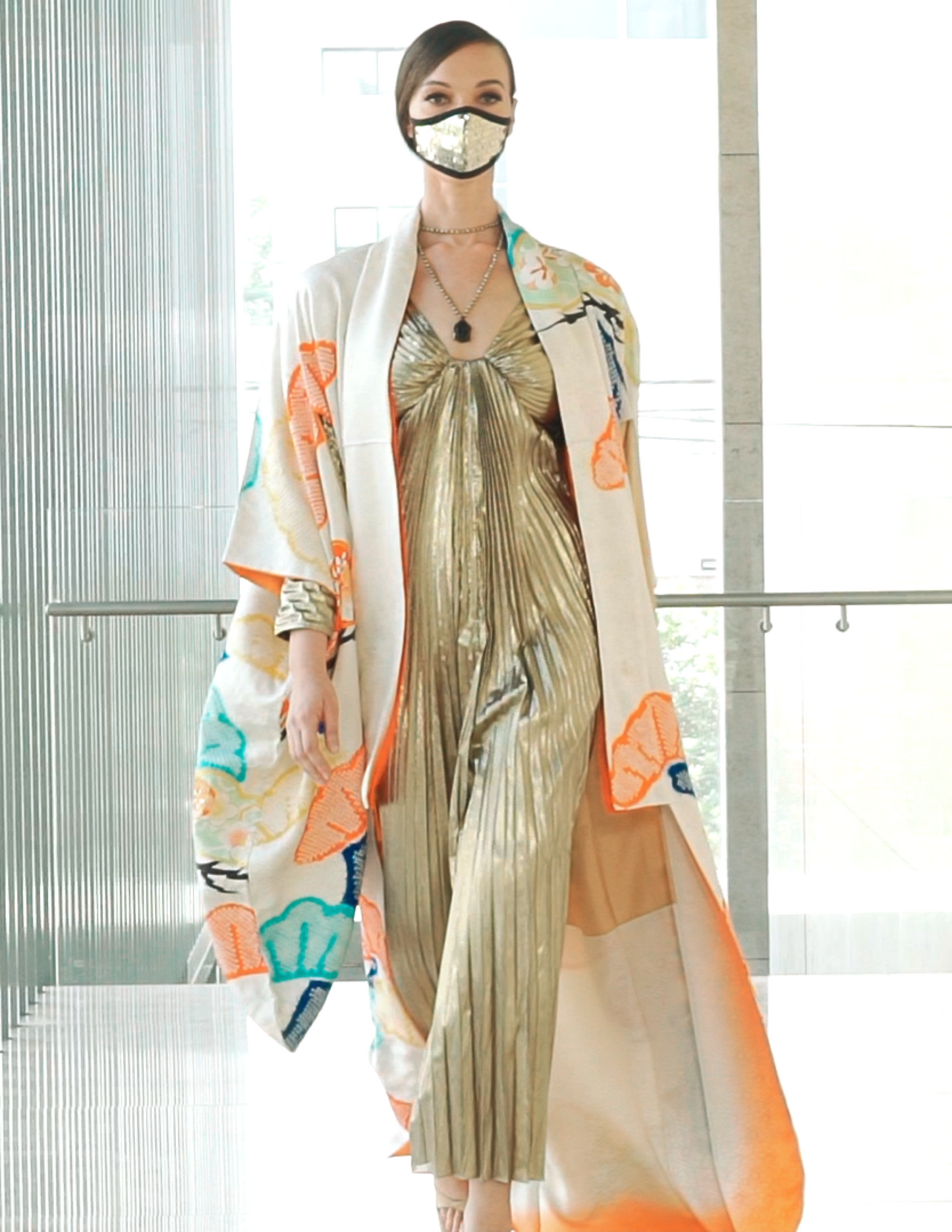 1980s GOLD LAMÉ PLEATED DRESS