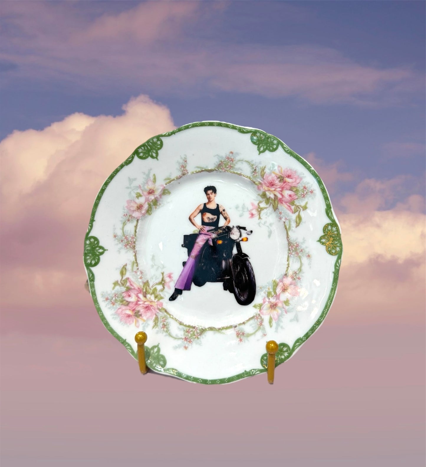 HARRY STYLES VINTAGE FLORAL PLATE