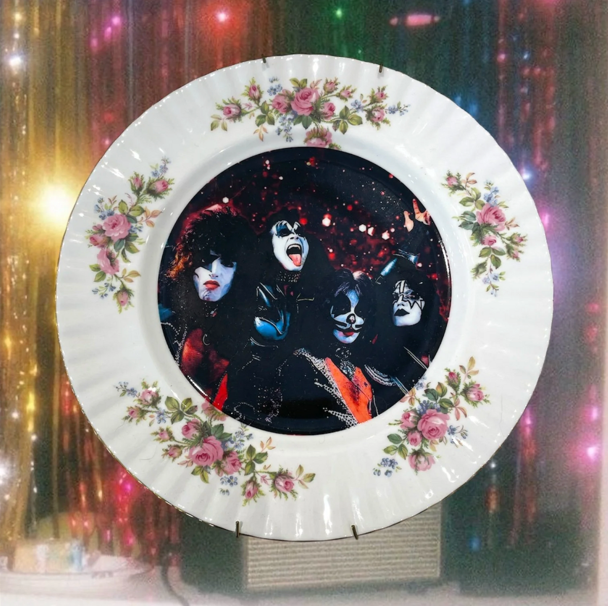 KISS PLATE